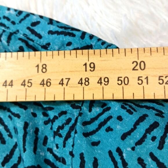 Billabong Casual Button Down Shirt. 100% Lightweight Cotton. Mens XL. Fits small - Picture 10 of 12